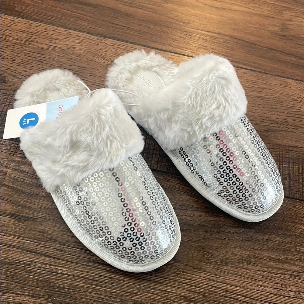 Cat & Jack shoe Sparkly Silver Kids Slippers New size Large 4/5